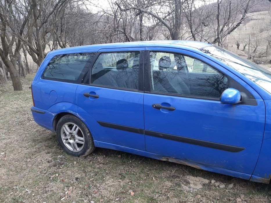 Vând Ford focus 1.8 TDCI