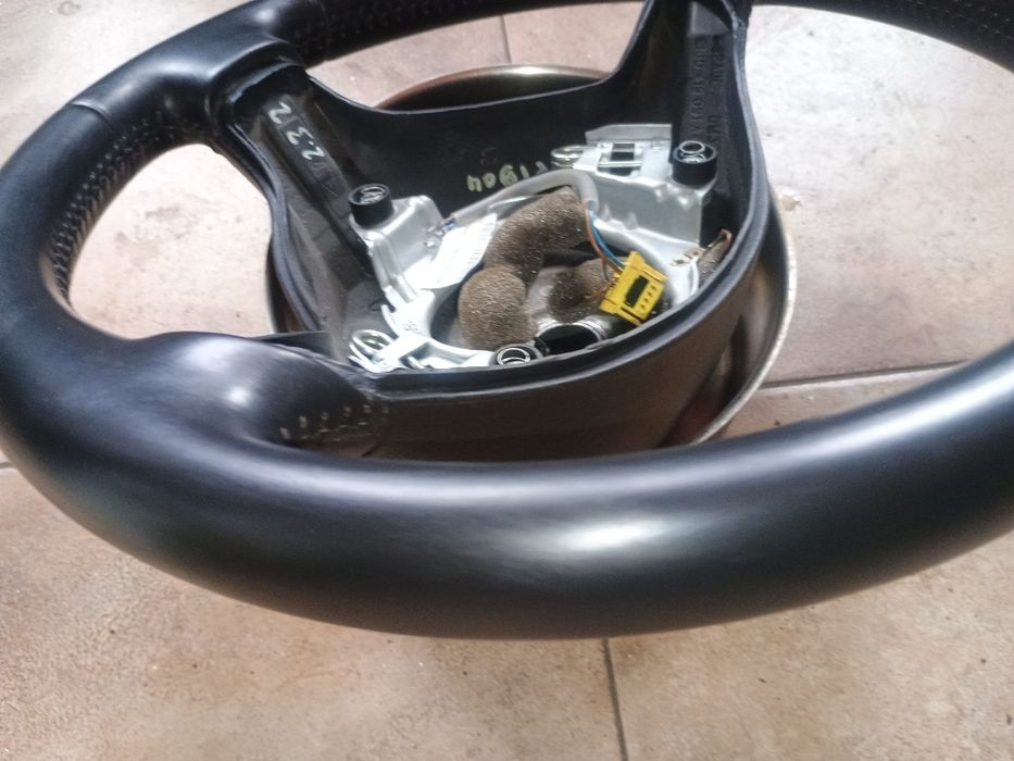 Кожен волан за Голф 4