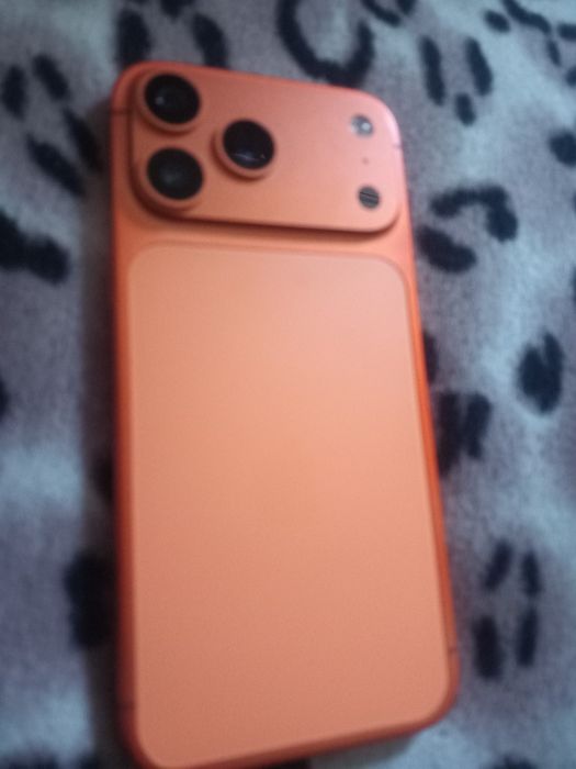 IPhone, macheta ,dar merge e în stare buna