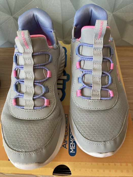 Спортни обувки за момиче