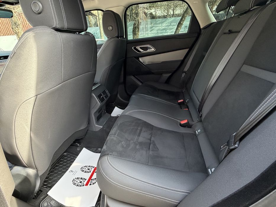 Range rover velar P250