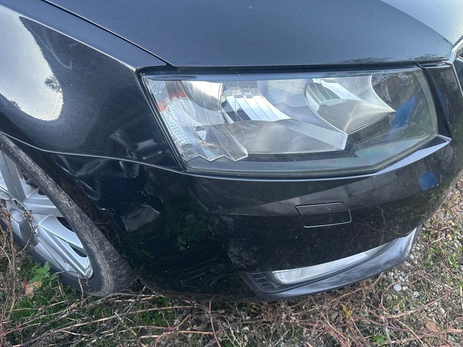 Skoda Octavia 2015 1,6tdi Distronic / Alcantara /Navi  volan dreapta