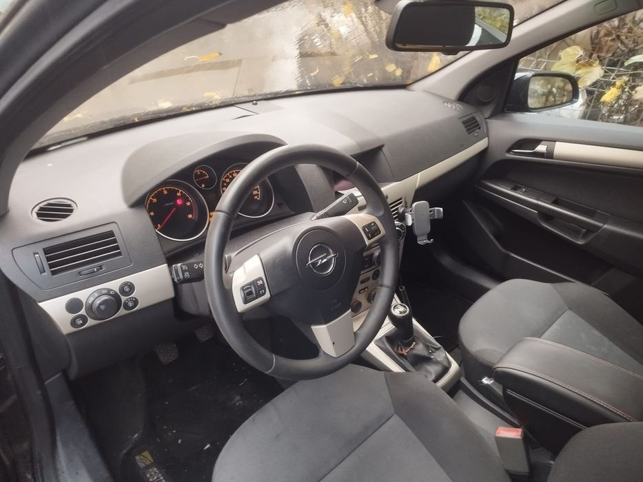 Vand urgent  Opel Astra H 2007