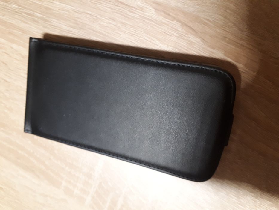 Черен кожен калъф за Samsung A 3 2016. 5 лв