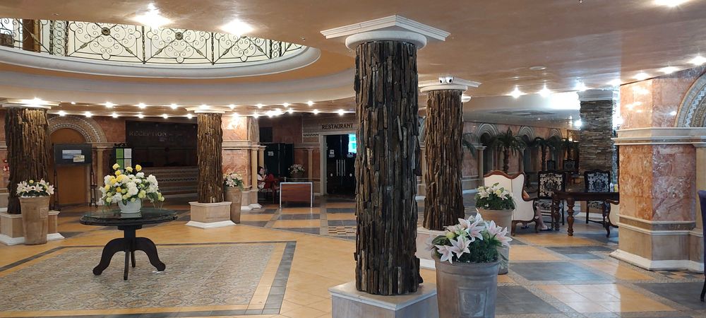 Продава се Тристаен апартамент в к.к. Елените - 107 кв.м за 1402 €/кв.м - Снимка #20