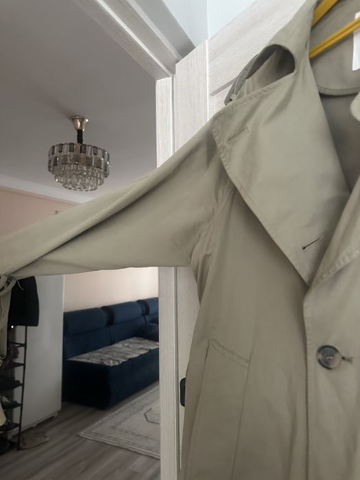 Продам плащ от ZARA