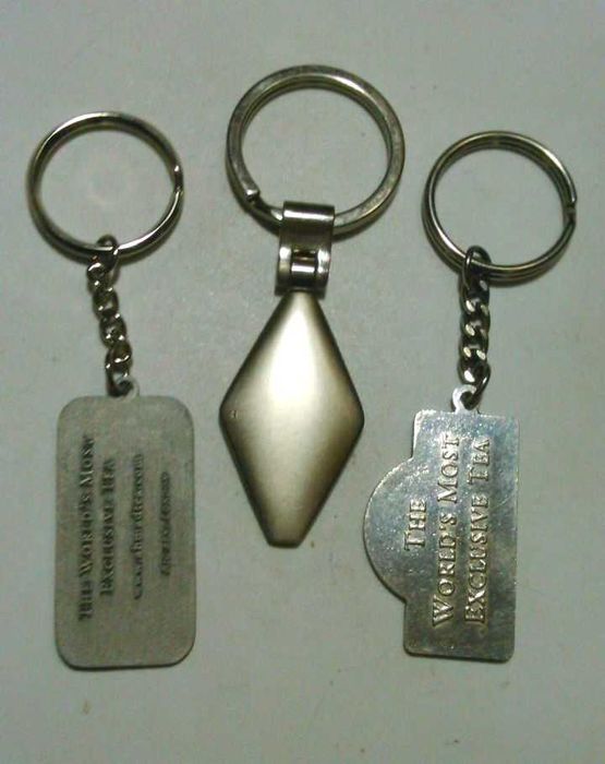 Брелки для ключей и подвески на телефон