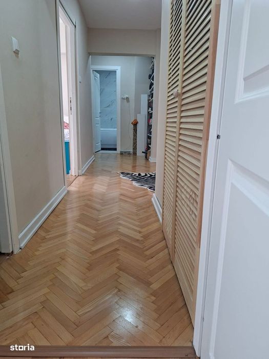 Apartament 4 camere 95 mp Central bloc anvelopat, finisat, mobilat