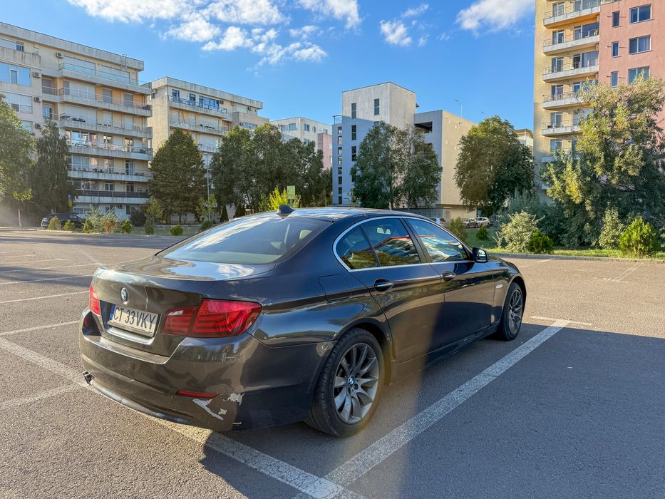 BMW 5 Series 2010 — imagine 3