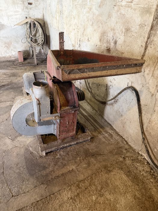 Фуражомелка с мотор 14 kw