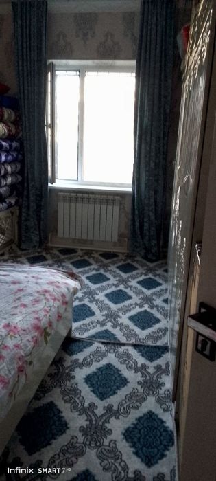 Uy sotiladi 3 xonali kvartira