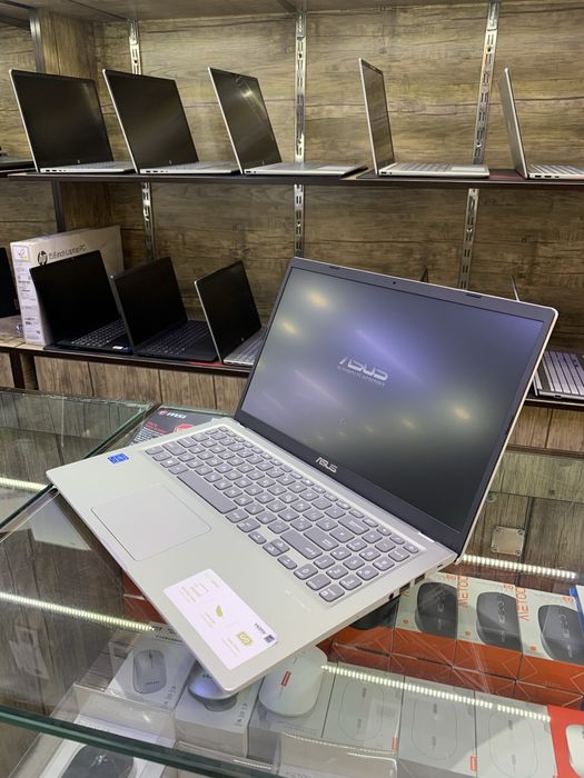 Б/У Asus Laptop 15