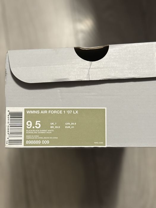 Nike air force one luxe edition