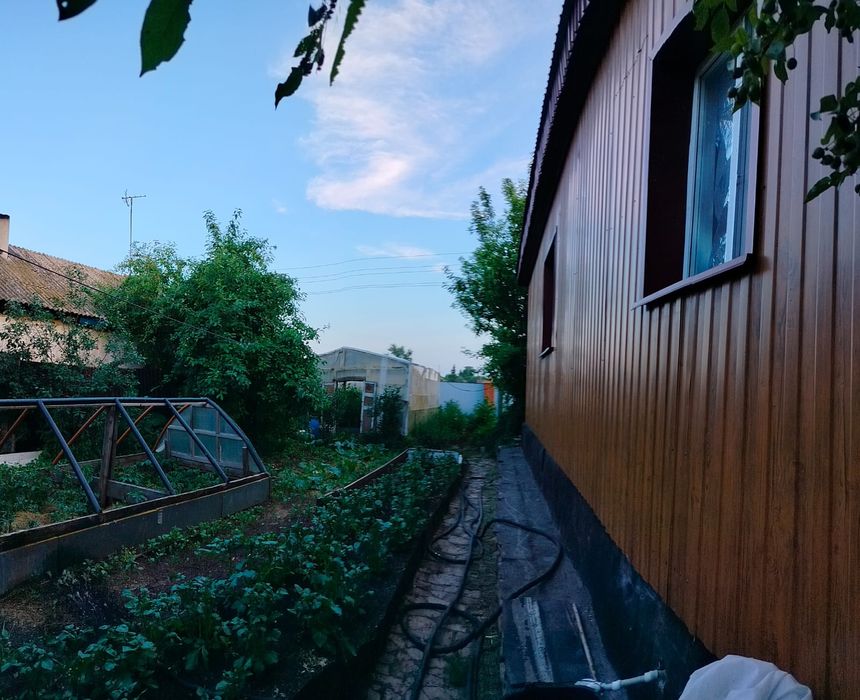 Продам дом в полтора уровня.