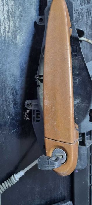 Maner cu cheie si butuc stanga fata BMW seria 3 E90 E91 E92 E93
