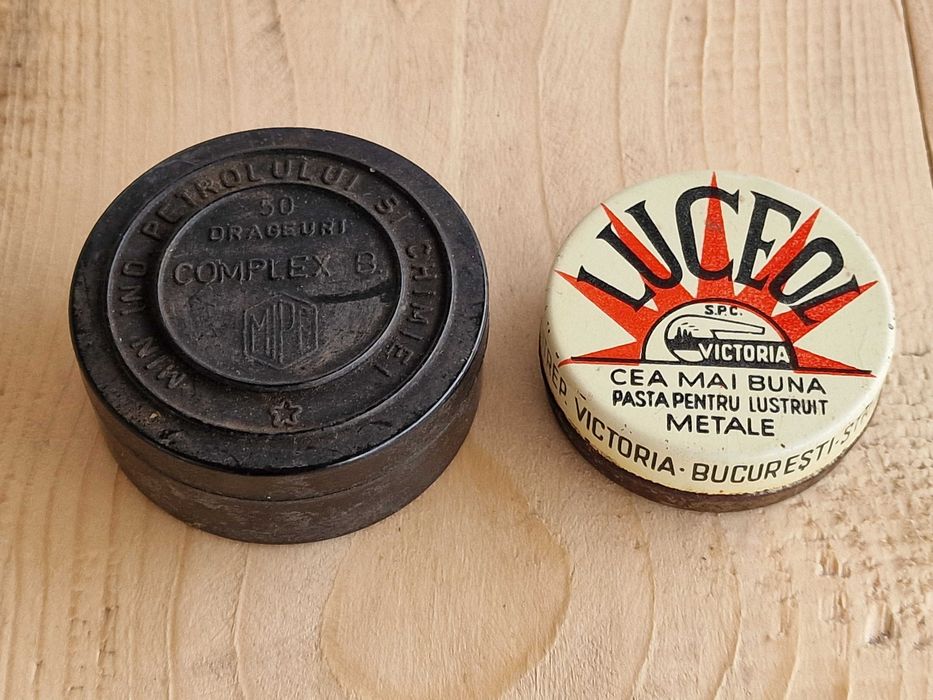 Două Cutiuțe Vechi Românești De Colecție