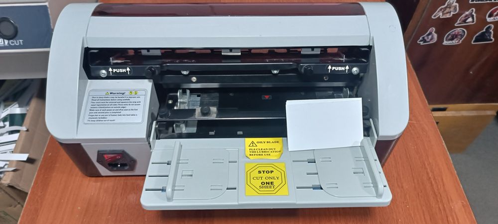 Резак для визиток