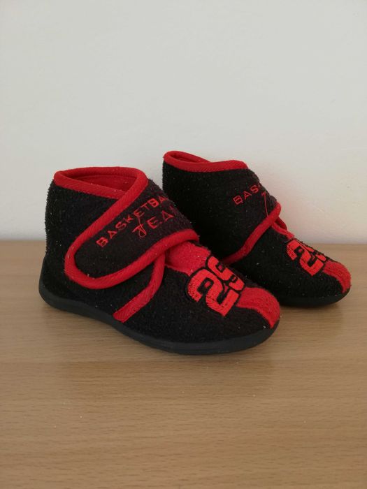 Детски пантофи №23 и №26