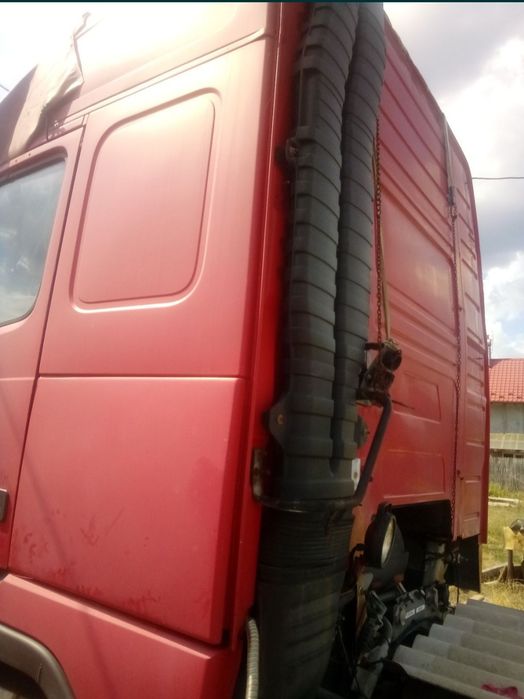 Dezbembrez volvo, cabina volvo