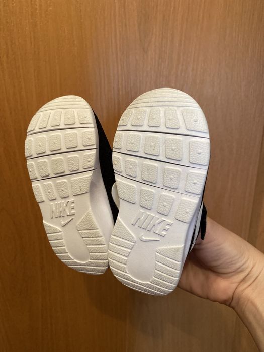 Кроссовки Nike размер 21