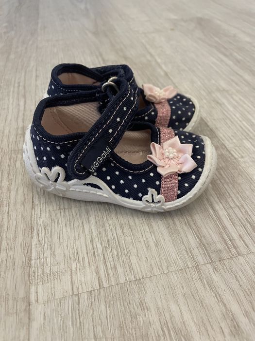 Туфельки на девочку 20 размер