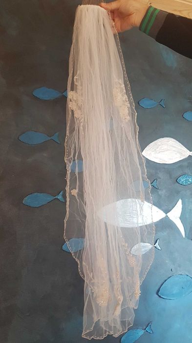 Сватбен воал, с нишки от бяло злато