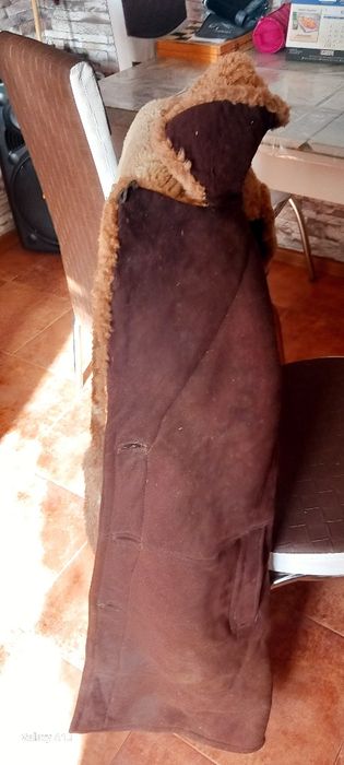 Продавам  кожух от агнешка кожа