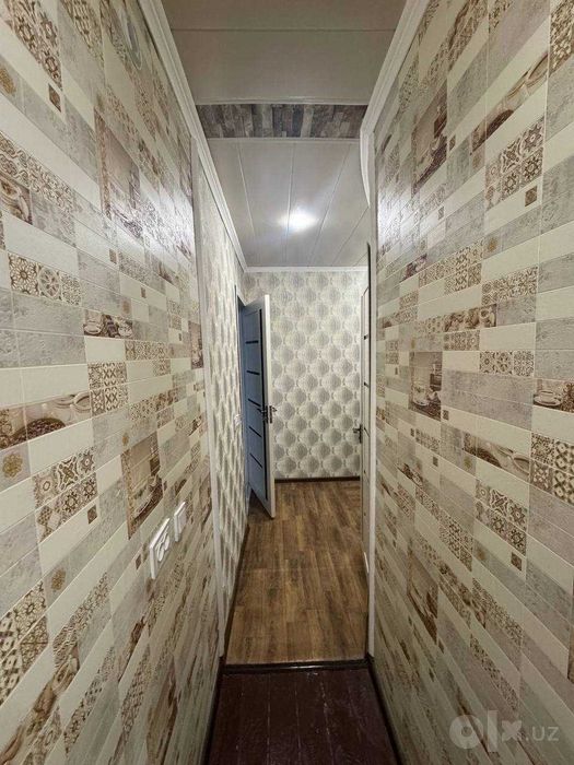 Продается своя 1-комнатную квартиру в центре Ферганы, 5 этаж
