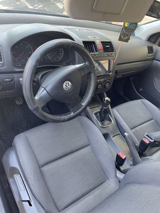 VOLKSWAGEN Golf 2005 — imagine 4
