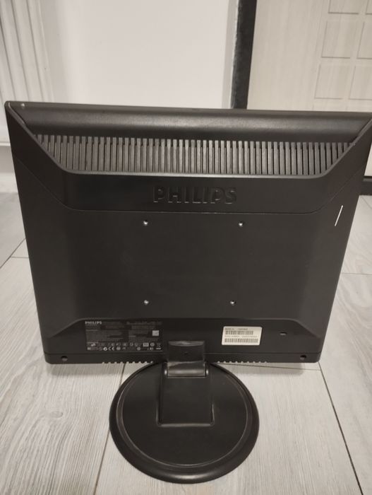 Монитор Phillips
