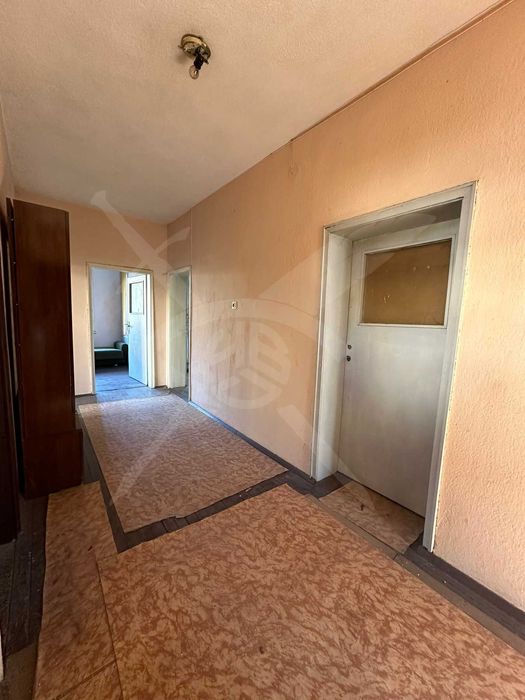 Продава се Къща в Хисаря - 360 кв.м за 498 €/кв.м - Снимка #1