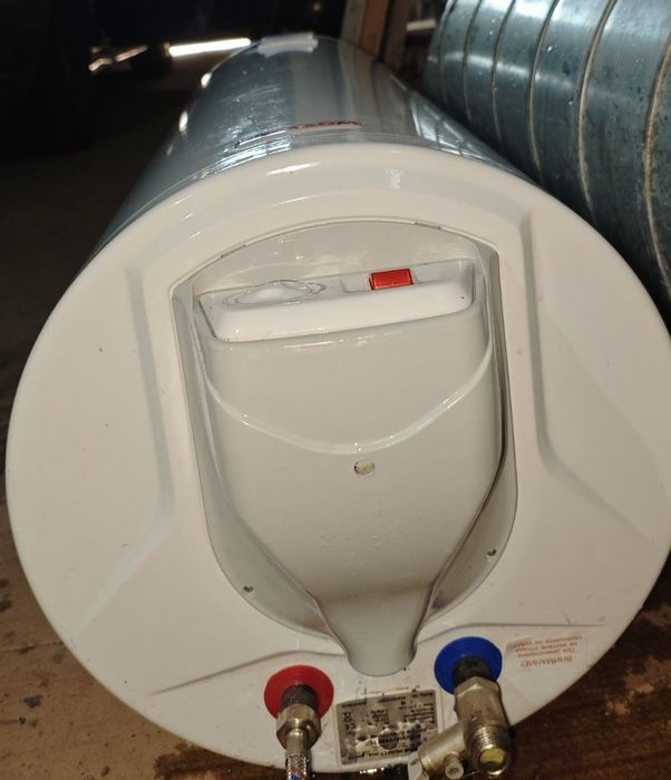Бойлер Eldom 80 л. 3kW вертикален, емайлиран