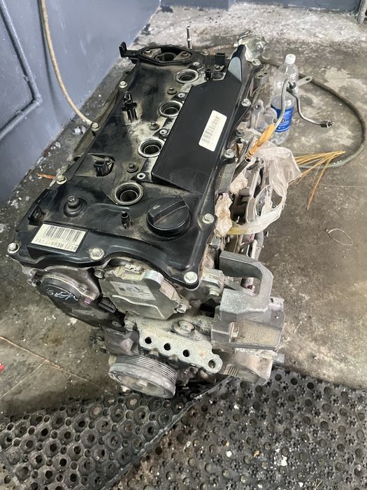 Продам двигатель  и акпп