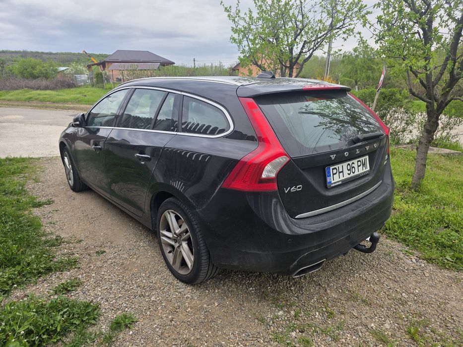 Volvo V60 plug-in hybrid AWD(4x4) 2013