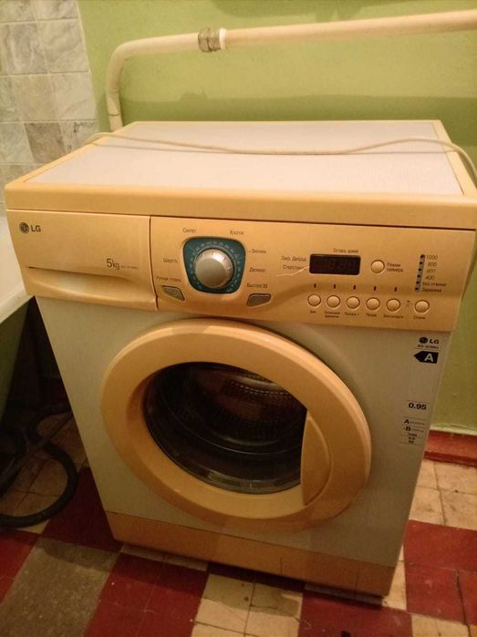 Продам стиральную машинку б/у