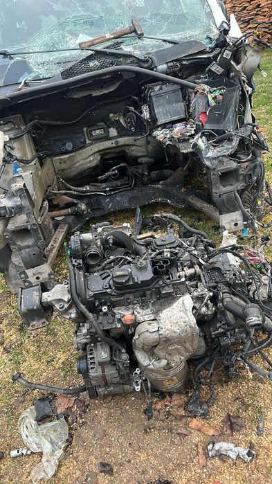 Dezmembrez Peugeot Partner 1.6 Hdi