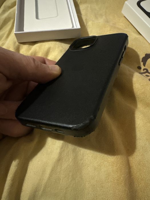 Оригинален кожен кейс iphone 14