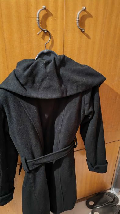 Дамско палто с голяма яка