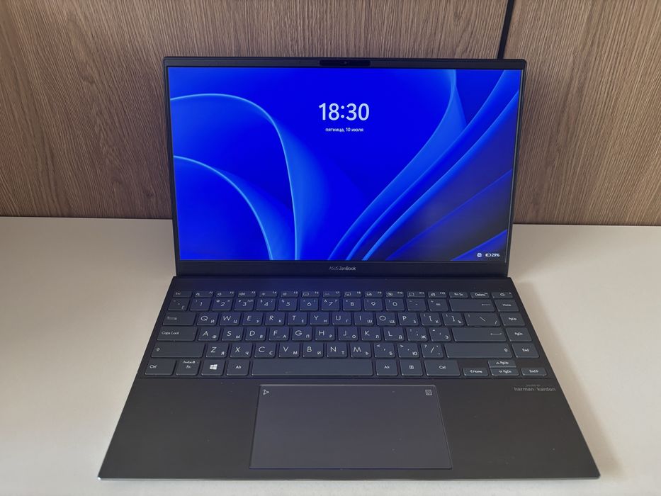 Ноутбук Asus Zenbook