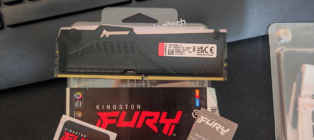 Модуль памяти ОЗУ / Operativ xotira moduli: Kingston FURY 16 GB DDR5