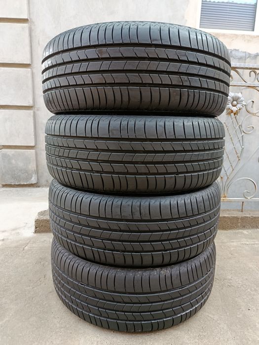 215_55_R17 Kumho Ecsta