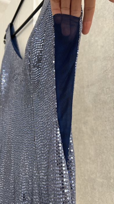 Шикарное вечернее платье