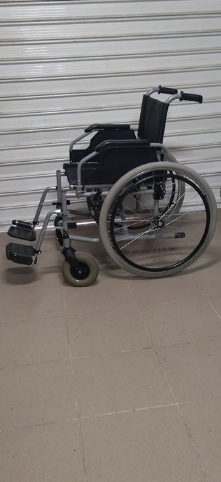 Стол с колелца многофункционален