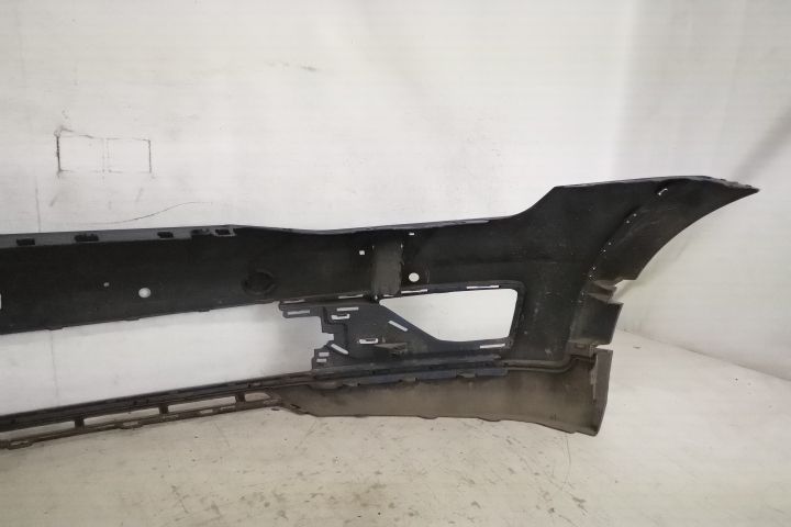 Предна броня Оригинална Със Сензори И Миещи Устройства В Добро Състоян