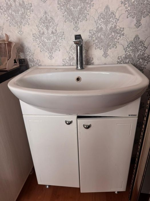 Раковина тумба для ванны