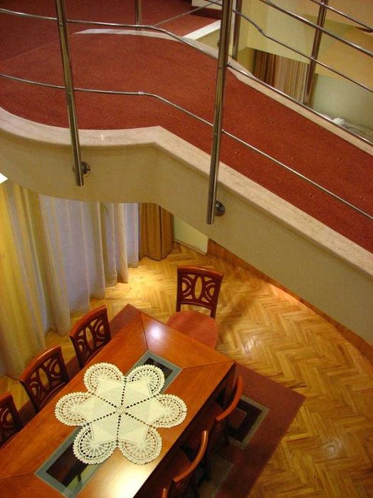 Дава се под наем Къща в Бургас, Ветрен - 240 кв.м за 1000 € - Снимка #7