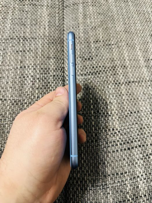 iPhone XR Blue – 64 GB – Stare excelentă