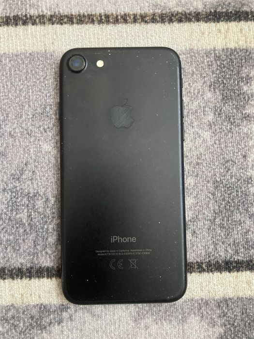 Iphone 7    32gb