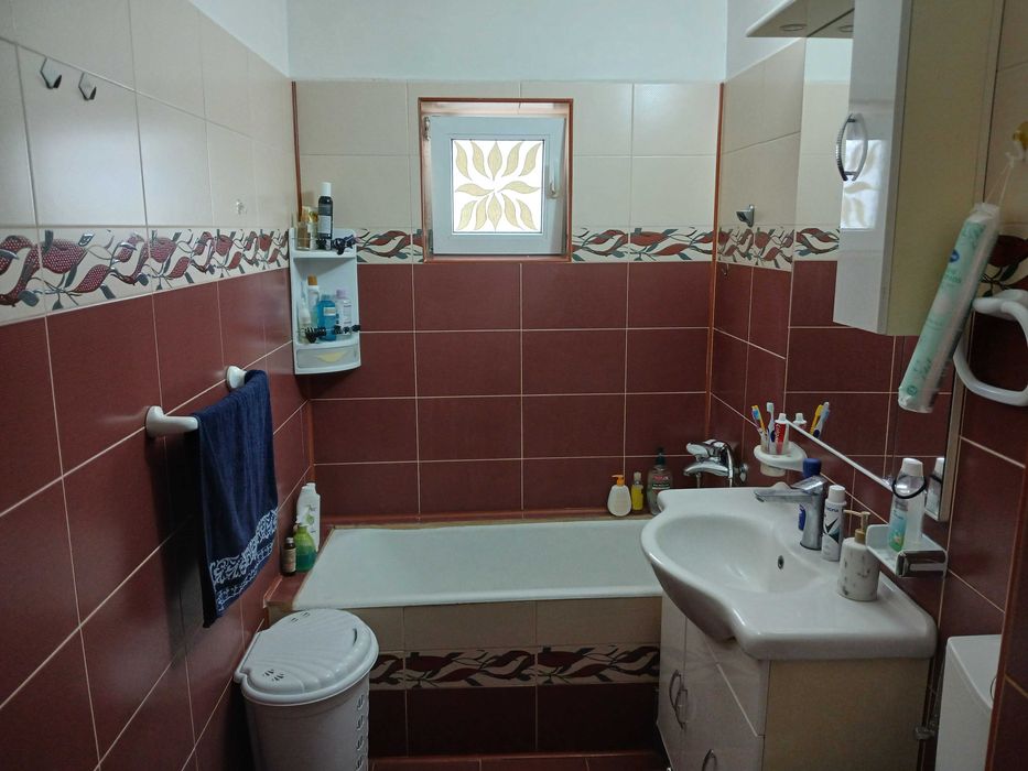 Apartament decomandat zona ICIL
