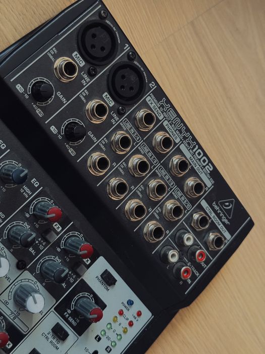 mixer audio Behringer Xenyx 1002